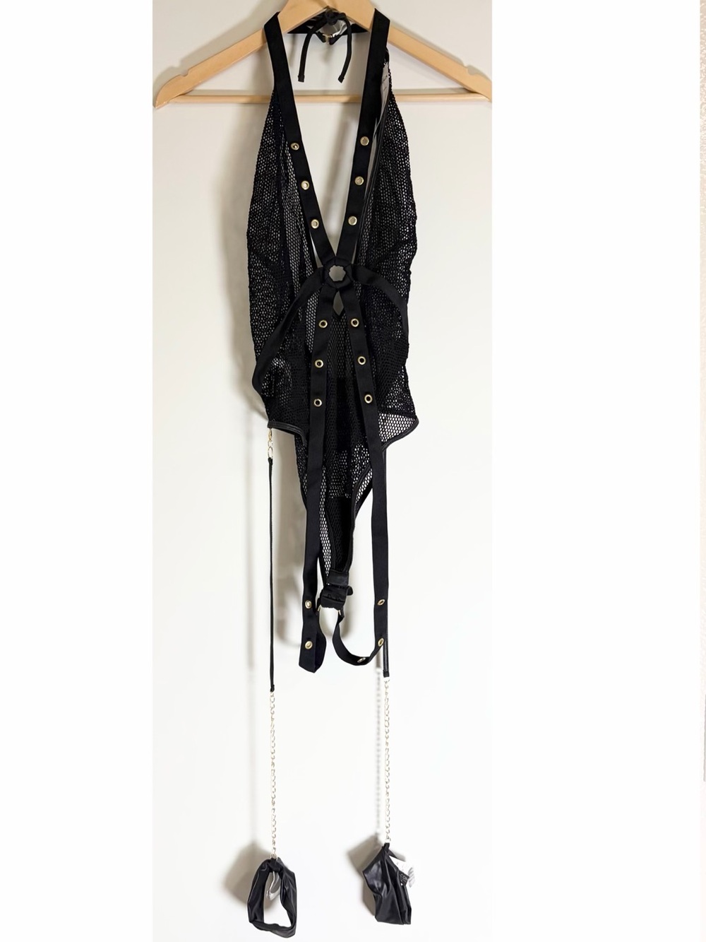🤩 2/$20 SALE Yandy Black Mesh Bodysuit Lingerie Grommet  Size Large NEW